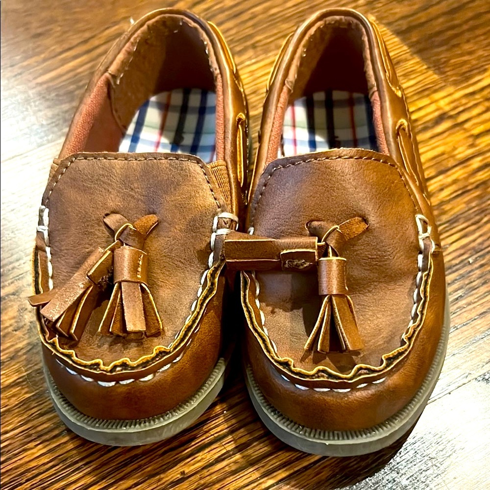 Carter's Brown Loafer Moccasins with Tassels and Contrast Stitching, NWOT
